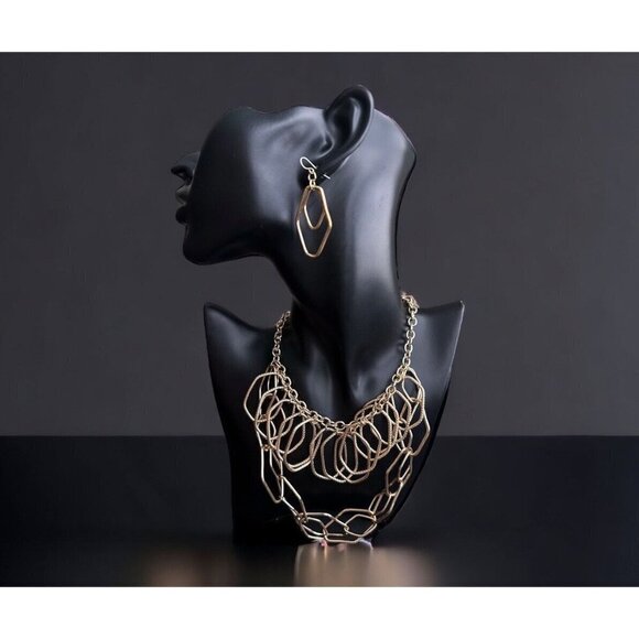 Unbranded Jewelry - Fashion Jewelry set Bib geometric gold tone necklace 16” & drop dangle earrings
